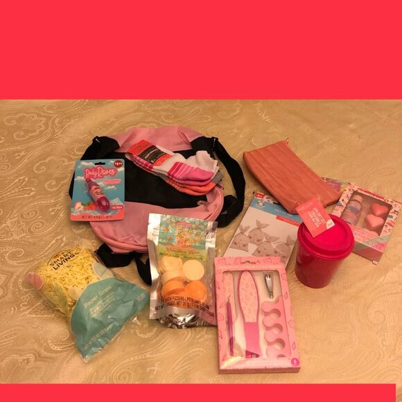 NWT, Pink, Easter basket bundle, wood basket, bunny, personal care/spa items - Picture 4 of 14